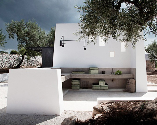 luca zanaroli architects' JMG house celebrates the vernacular in apulia, italy