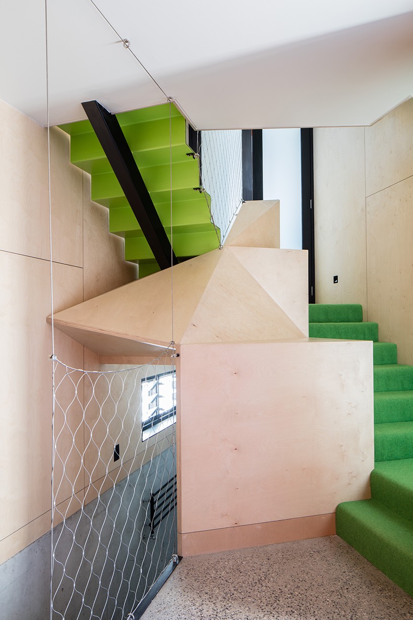 acute house by oof! architecture australia designboom