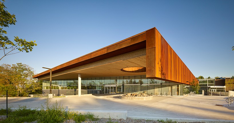 perkins-wills-ktcc-fleming-college-ontario-canada-designboom-01