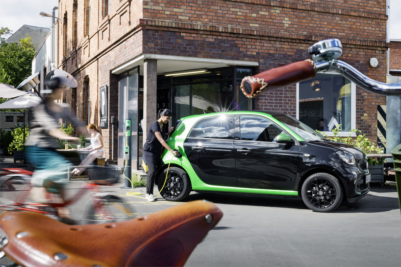 tomorrows-sustainable-city-smart-magazines-designboom01