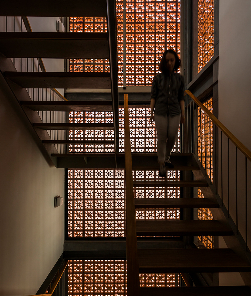 vo-trong-nghia-architects-nanoco-panasonic-lighting-showroom-hanoi-designboom-04