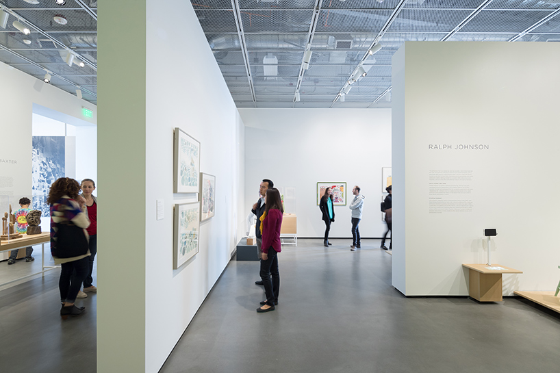 so-il-exhibtion-manetti-shrem-museum-of-art-iwan-baan-california-designboom-01