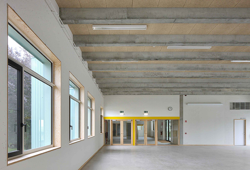 dierendonckblancke-architects-rimst-school-belgium-designboom-02