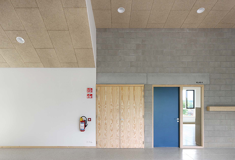 dierendonckblancke-architects-rimst-school-belgium-designboom-02