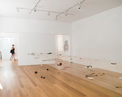 fernando brízio creates a floating table of jewellery for PIN's 10th anniversary