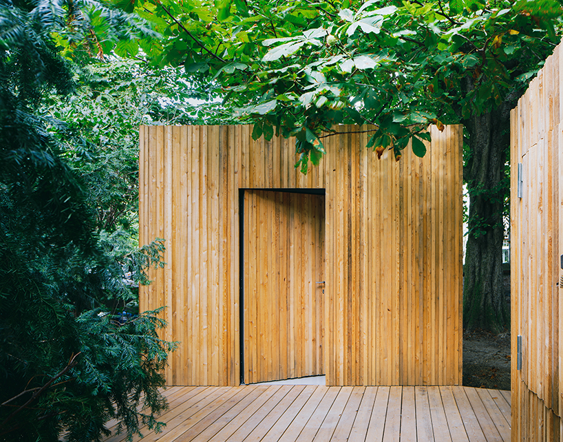 jan-rosler-architekten-berlin-church-cemetery-facilities-designboom-02