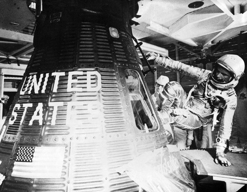 john glenn dies aged 95 american astronaut designboom