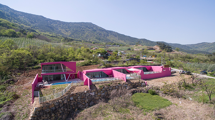 moon-hoon-miryang-pool-villa-gyeongsangnam-do-korea-designboom-01