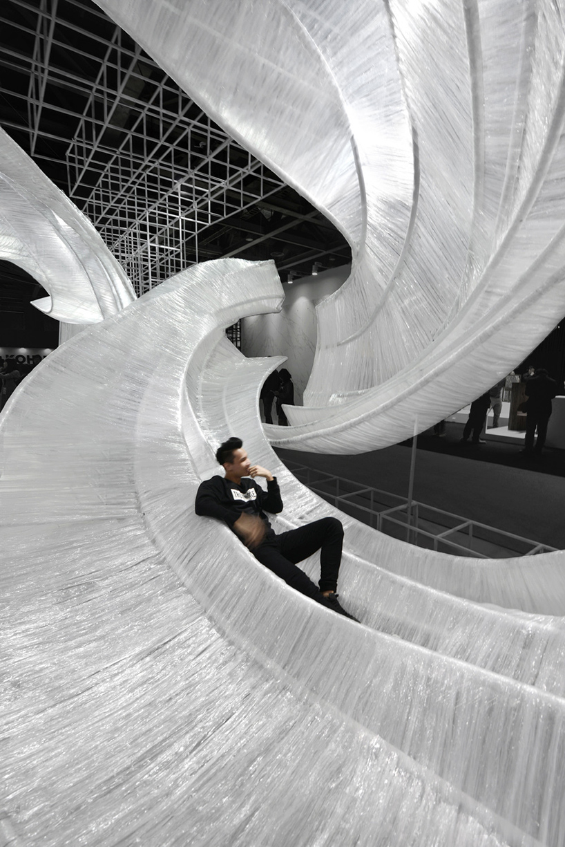 pone-architecture-transparent-shell-designboom-02