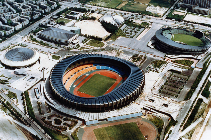 stadiums-past-and-future-designboom-02