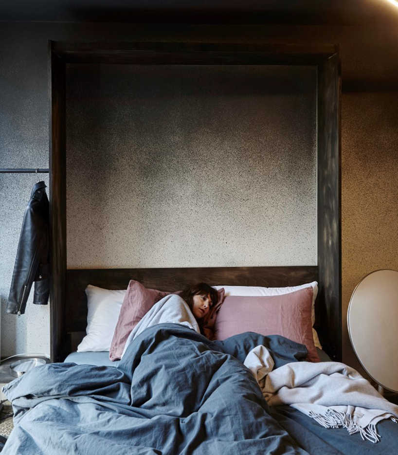studio-edwards-micro-luxe-apartment-melbourne-designboom-03