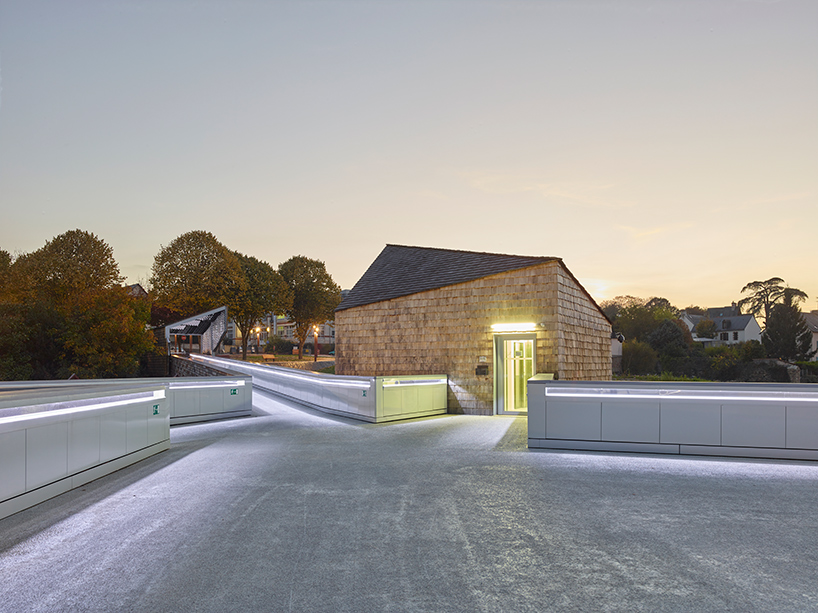 tetrarc-pem-vitre-train-station-walkway-france-designboom-02