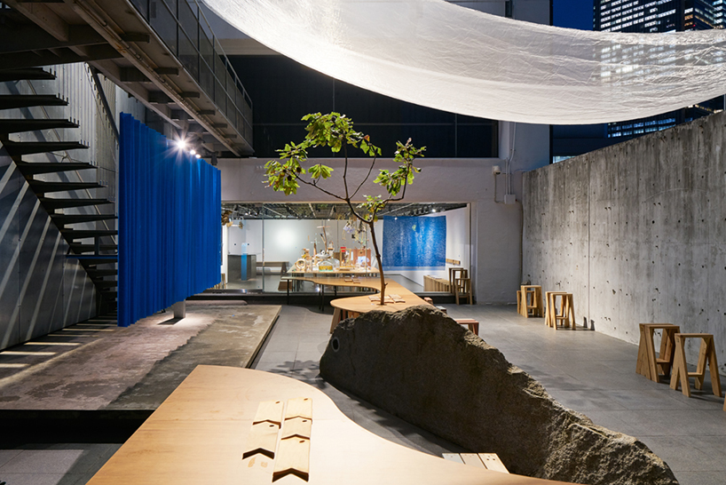 torafu-architects-inside-out-exhibition-toto-gallery-designboom-01