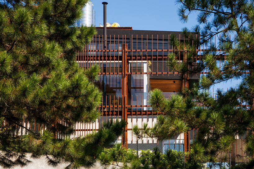 FGMF-arquitetos-casa-mirante-house-sao-paulo-brazil-designboom-02