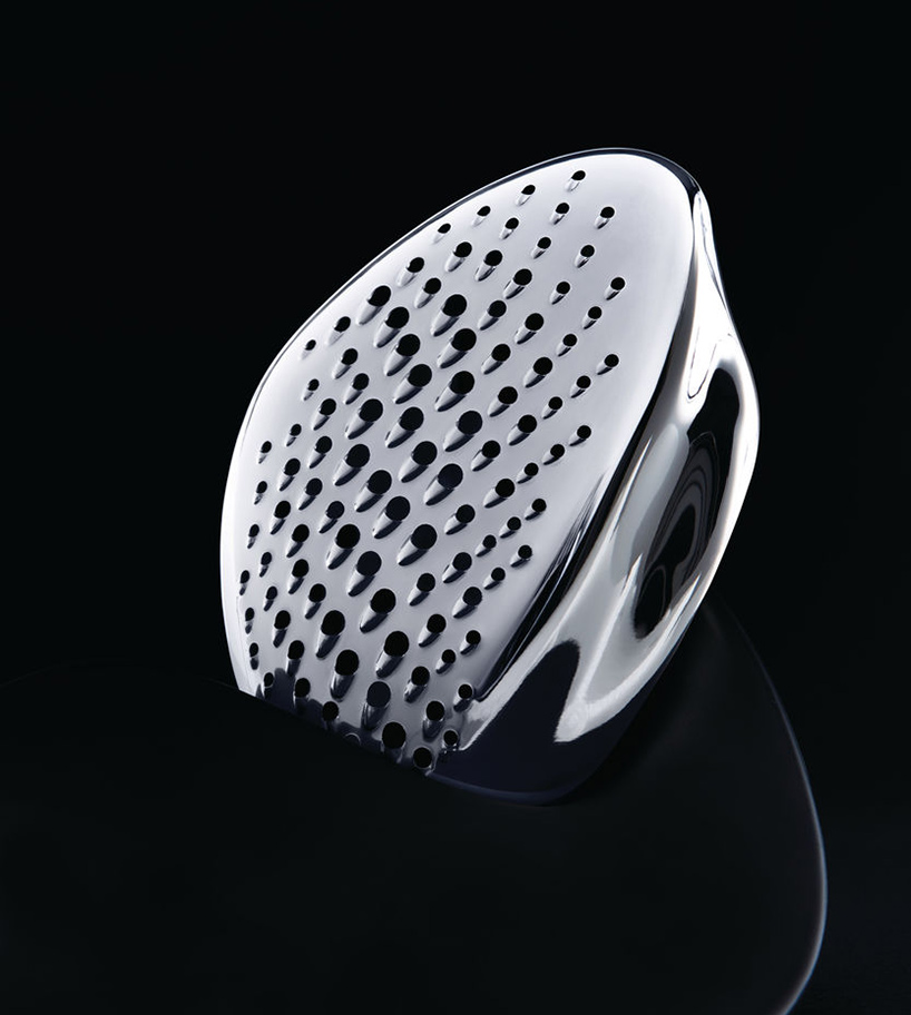 alessi-zaha-hadid-forma-cheese-grater-designboom-03