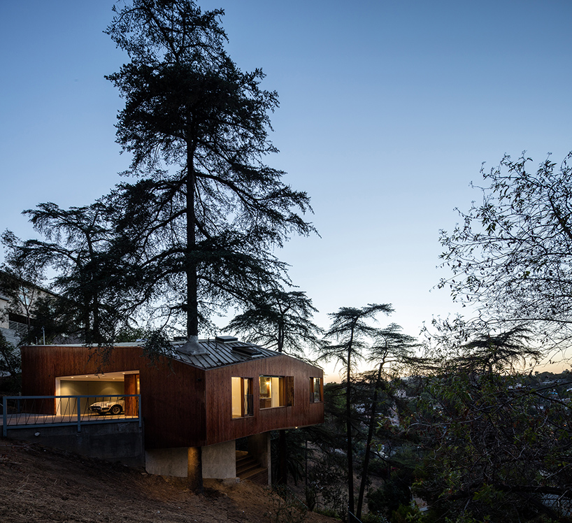 anonymous-architects-house-in-trees-echo-park-los-angeles-california-designboom-01