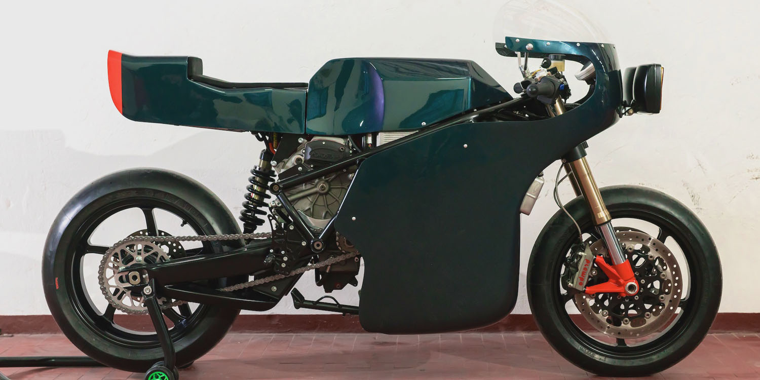 midnight runner electric custom  caf  racer  by apache 