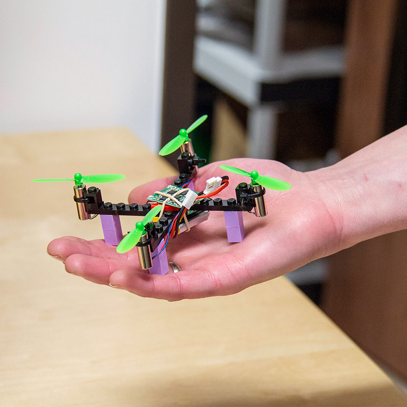 dokumentarfilm Email Hilsen DIY LEGO drone from kitables brings fun building experiences