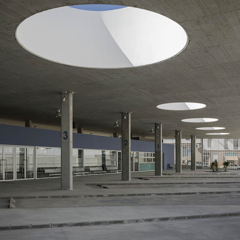 fernando-suarez-corchete-estepa-bus-station-sevilla-spain-designboom-02