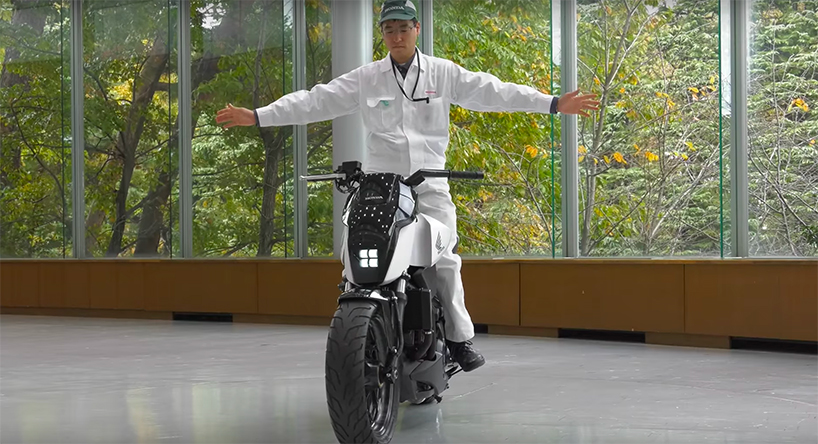 honda self-balancing motorbike