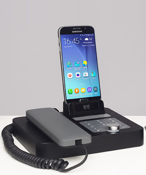 invoxia NVX 200 turns mobile into a corded telephone for the office
