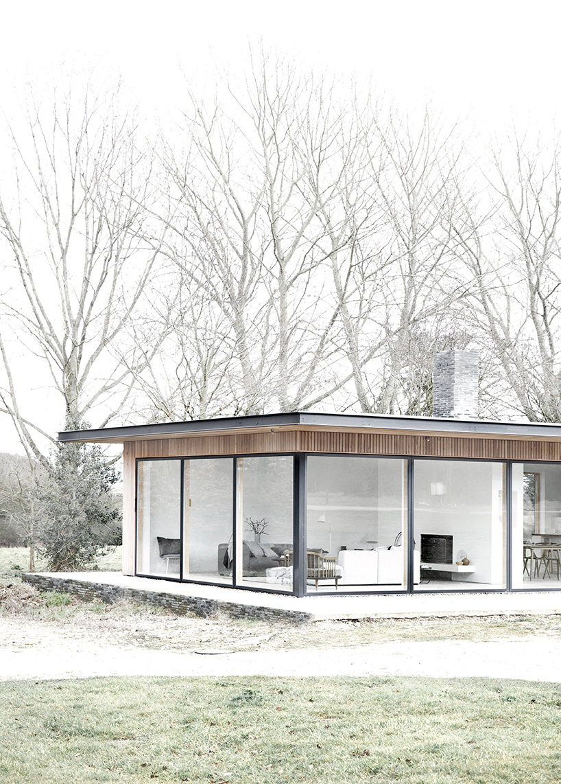 norm-architects-reydon-grove-farmhouse-house-suffolk-england-designboom-02