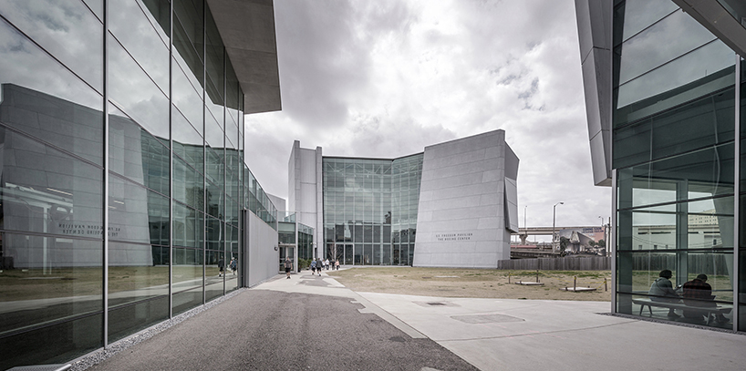 pygmalion-karatzas-wwii-museum-designboom-03
