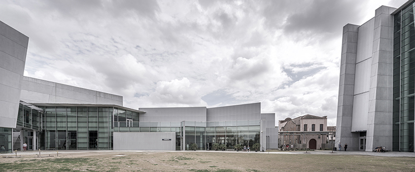 pygmalion-karatzas-wwii-museum-designboom-04
