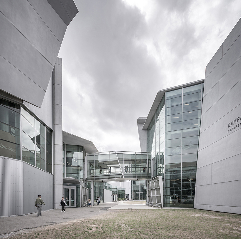 pygmalion-karatzas-wwii-museum-designboom-09