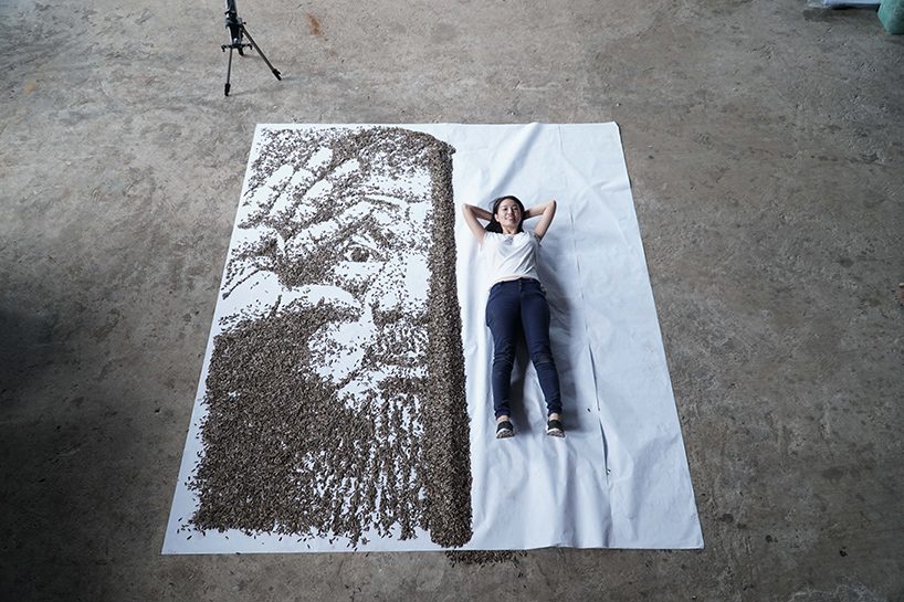 red-hongyi-20000-seeds-ai-weiwei-portrait-designboom-01