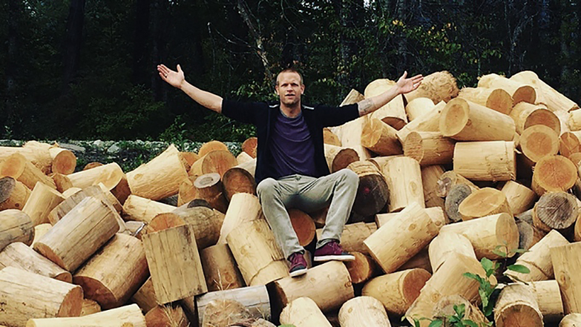rockit log speaker designboom