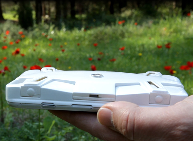 selfly smartphone drone designboom