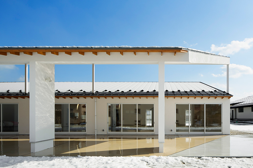 zai-shirakawa-architects-&-associates-meetingplace-of-the-tohoku-designboom-02