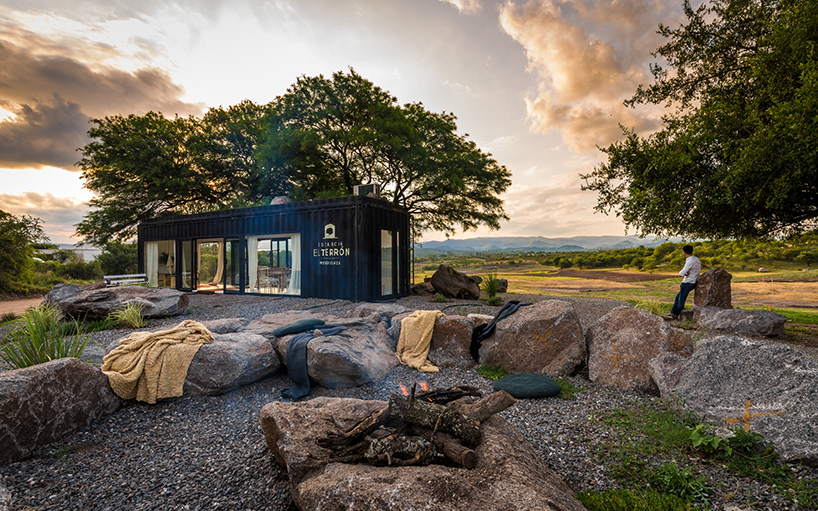 B.AP arquitectura shipping container
