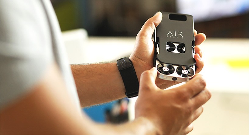 airselfie flying camera airselfieholdings designboom 02-03-2017