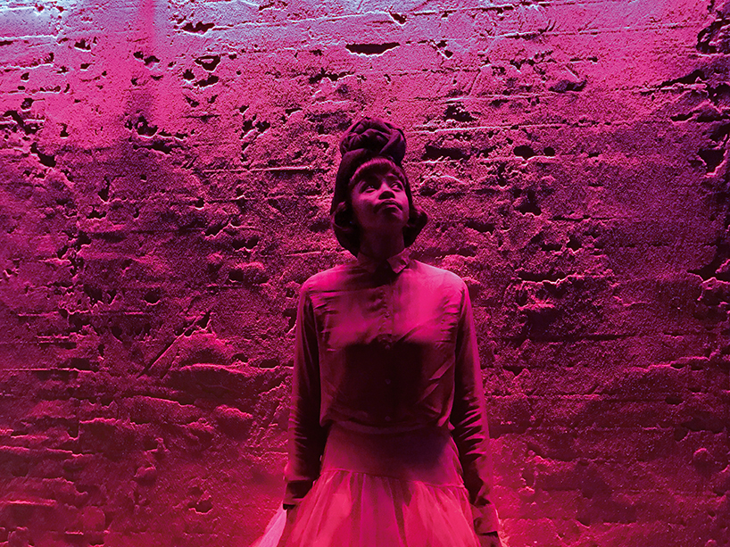 apple-one-night-iphone-03