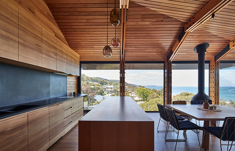 austin-maynard-architects-dorman-house-lorne-victoria-australia-designboom-02