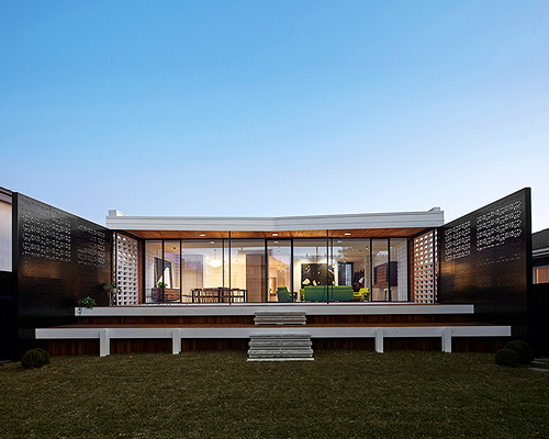 branch studio architects renovate writer’s house in suburban melbourne
