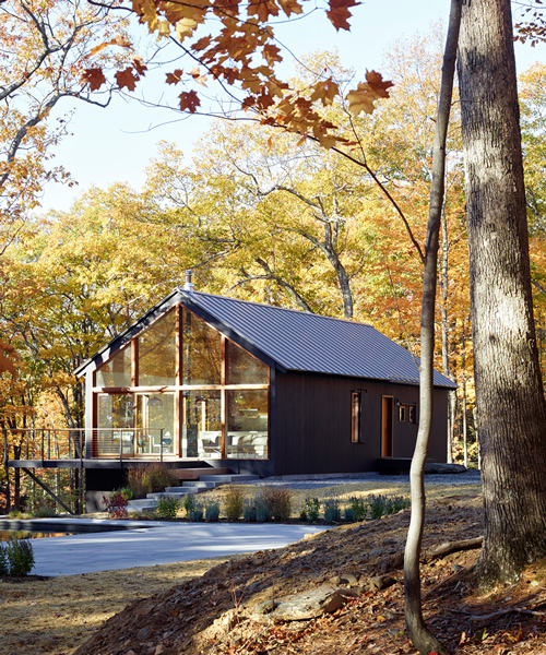 hudson woods by lang architecture is a residential retreat in upstate new york