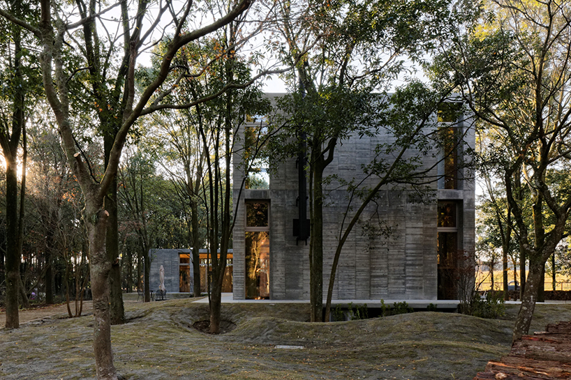 furuya-design-tokyo-classic-forest-clubhouse-designboom-03