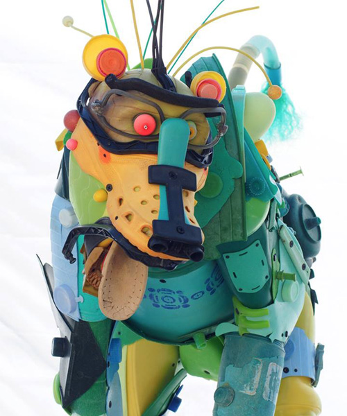 gilles cenazandotti sculpts quasi-robotic endangered animals from found garbage