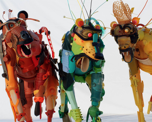 gilles cenazandotti sculpts quasi-robotic endangered animals from found garbage