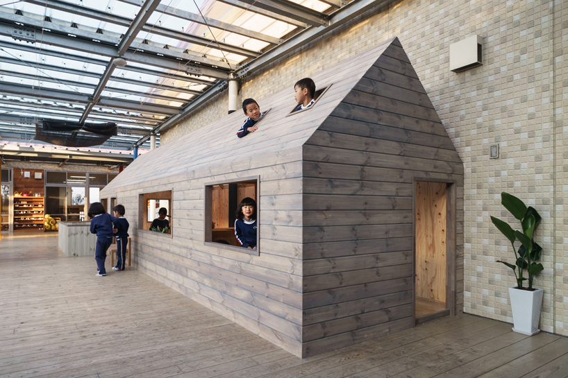 hibinosekkei-youji-no-shiro-kinds-design-labo-ouchi-kindergarten-extension-japan-designboom-001