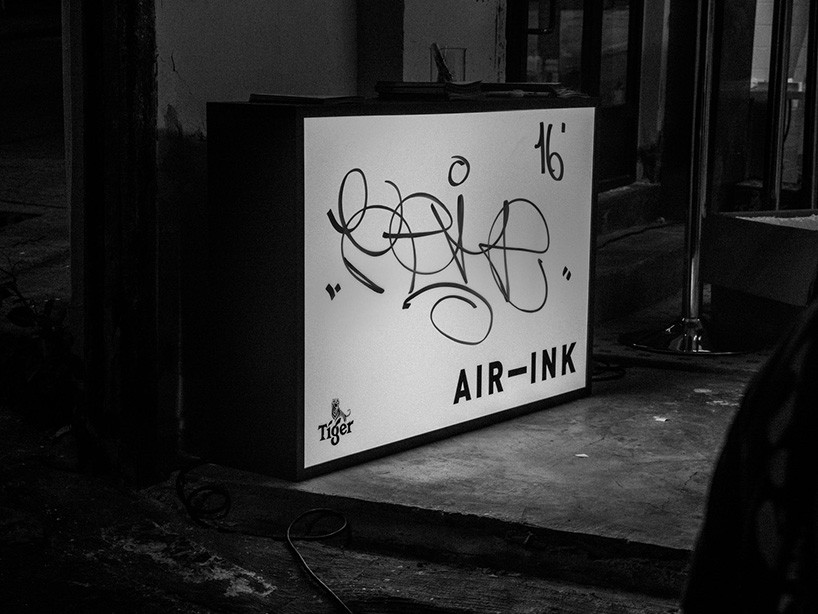 graffiky labs air ink from pollution MIT media labs designboom 02-08-2017