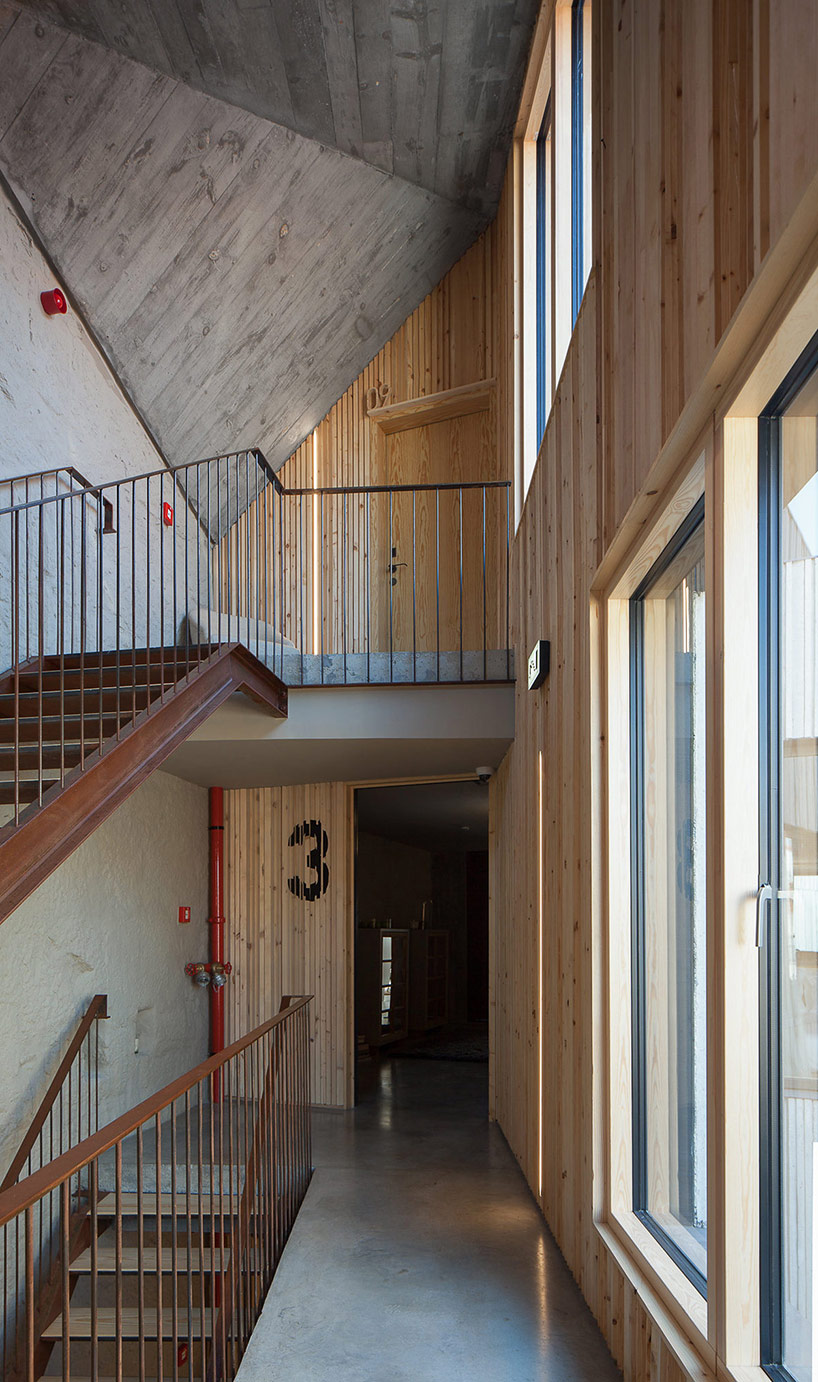 pedraliquida_armazemluxuryhousing
