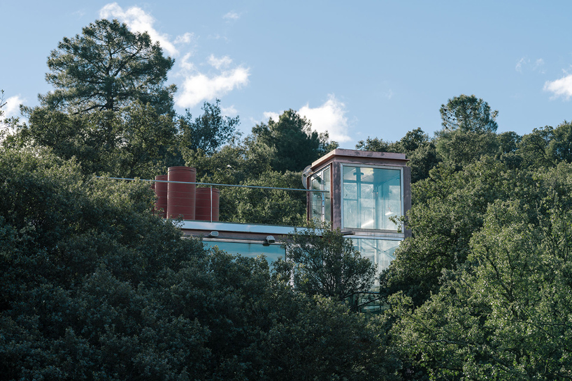 penelas-architects-the-hidden-pavilion-las-rozas-madrid-designboom-01