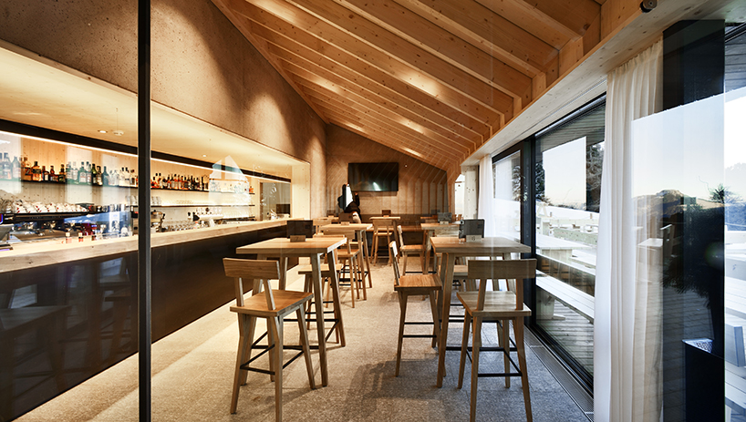 peter-pichler-architecture-oberholz-mountain-hut-dolomites-designboom-03