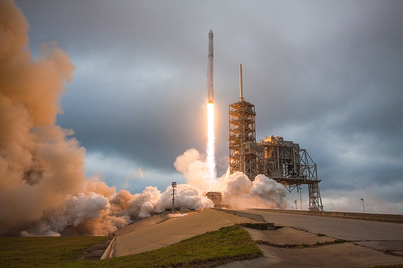 drone captures the moment elon musk's spaceX falcon 9 rocket touches ...