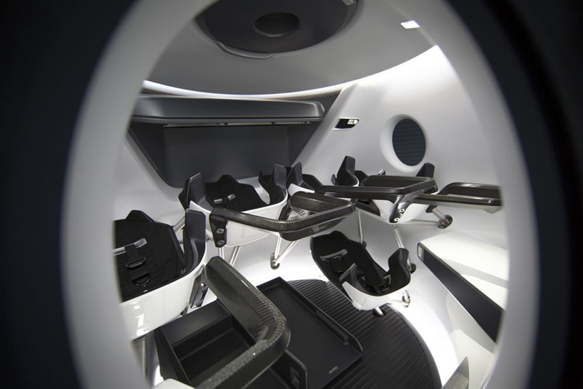 spacex to fly space tourists around the moon designboom