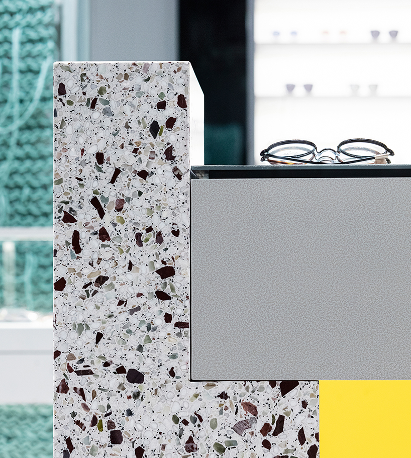 wallga-associate-end-piece-glasses-store-designboom-03